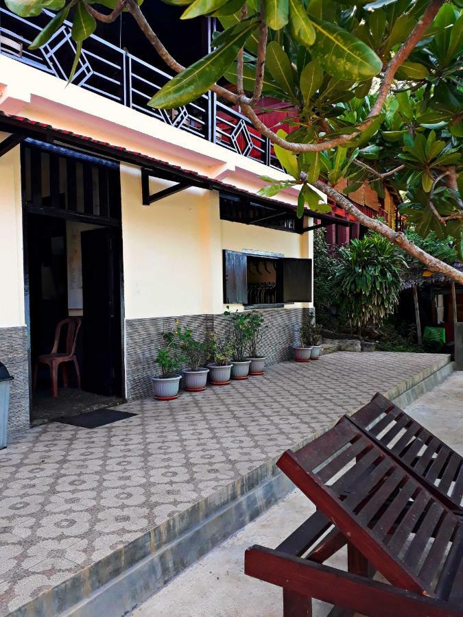 Happy Gecko Dive Resort Bunaken Exterior foto